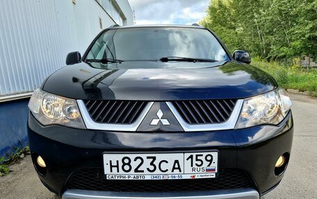 Mitsubishi Outlander III рестайлинг 3, 2008 год, 999 000 рублей, 1 фотография