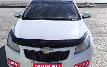 Chevrolet Cruze II, 2011 год, 700 000 рублей, 10 фотография