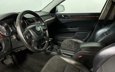 Skoda Superb III рестайлинг, 2012 год, 1 150 000 рублей, 13 фотография