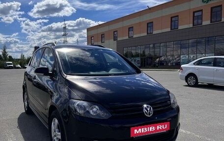 Volkswagen Golf Plus II, 2012 год, 900 000 рублей, 28 фотография