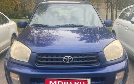 Toyota RAV4, 2003 год, 880 000 рублей, 2 фотография