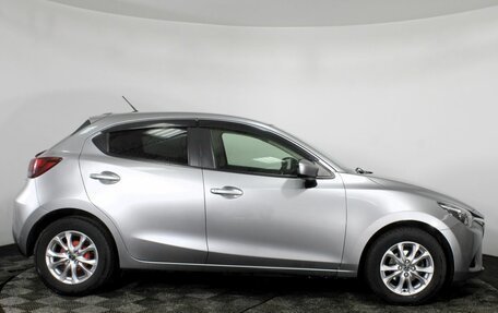 Mazda Demio IV, 2015 год, 1 120 000 рублей, 4 фотография