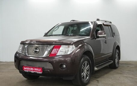 Nissan Pathfinder, 2011 год, 1 890 000 рублей, 1 фотография