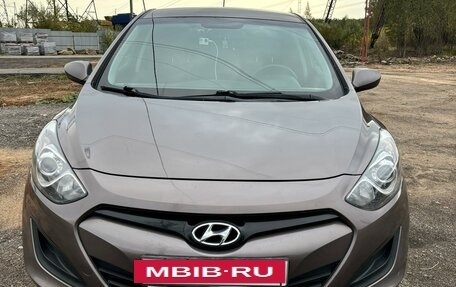 Hyundai i30 II рестайлинг, 2012 год, 1 200 000 рублей, 5 фотография