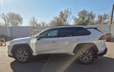 Toyota RAV4, 2023 год, 4 165 000 рублей, 7 фотография