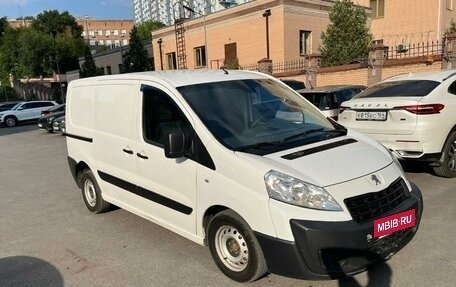 Peugeot Expert II, 2016 год, 905 000 рублей, 2 фотография