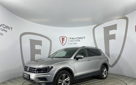 Volkswagen Tiguan II, 2017 год, 2 600 000 рублей, 1 фотография