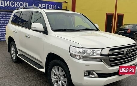 Toyota Land Cruiser 200, 2015 год, 5 850 000 рублей, 3 фотография