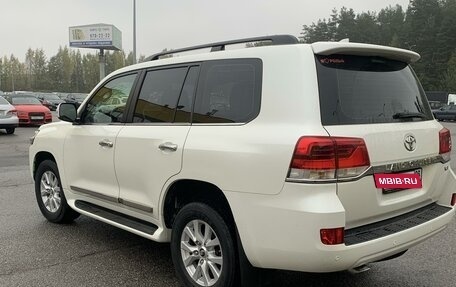 Toyota Land Cruiser 200, 2015 год, 5 850 000 рублей, 5 фотография