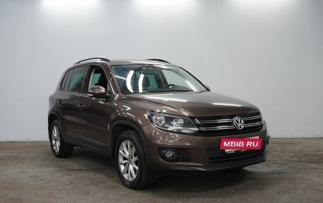 Volkswagen Tiguan I, 2015 год, 1 850 000 рублей, 3 фотография