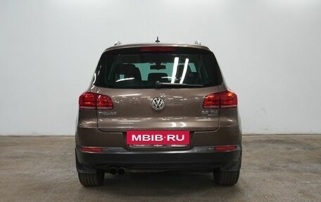 Volkswagen Tiguan I, 2015 год, 1 850 000 рублей, 7 фотография