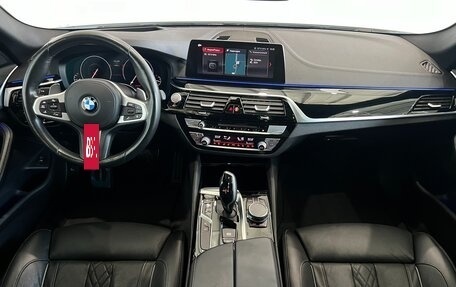 BMW 5 серия, 2019 год, 4 500 000 рублей, 9 фотография