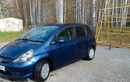 Honda Fit III, 2001 год, 440 000 рублей, 3 фотография