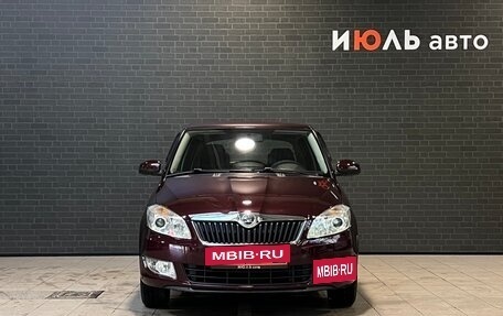 Skoda Fabia II, 2013 год, 890 000 рублей, 2 фотография