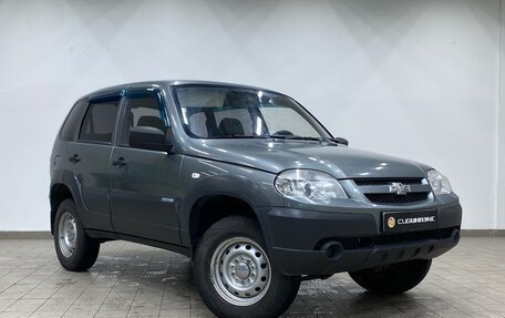 Chevrolet Niva I рестайлинг, 2012 год, 600 000 рублей, 3 фотография