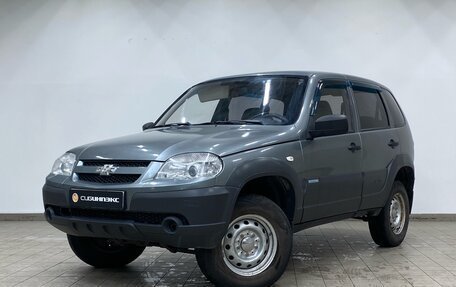 Chevrolet Niva I рестайлинг, 2012 год, 600 000 рублей, 2 фотография