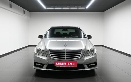 Mercedes-Benz E-Класс, 2010 год, 1 795 000 рублей, 3 фотография