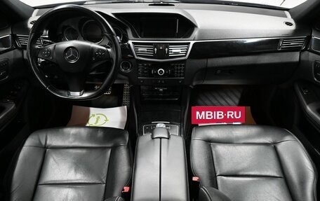 Mercedes-Benz E-Класс, 2010 год, 1 795 000 рублей, 10 фотография