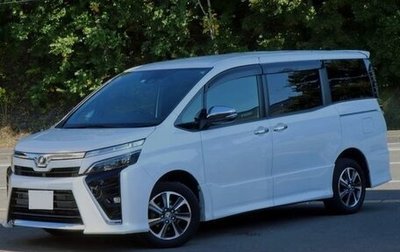 Toyota Voxy III, 2020 год, 2 048 000 рублей, 1 фотография