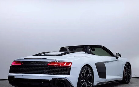 Audi R8, 2021 год, 23 500 000 рублей, 4 фотография