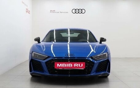 Audi R8, 2021 год, 25 300 000 рублей, 2 фотография