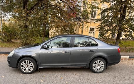 Volkswagen Jetta VI, 2008 год, 600 000 рублей, 2 фотография