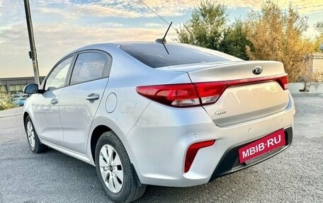 KIA Rio IV, 2018 год, 1 585 000 рублей, 10 фотография