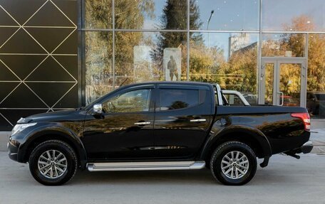 Mitsubishi L200 IV рестайлинг, 2017 год, 2 900 000 рублей, 2 фотография