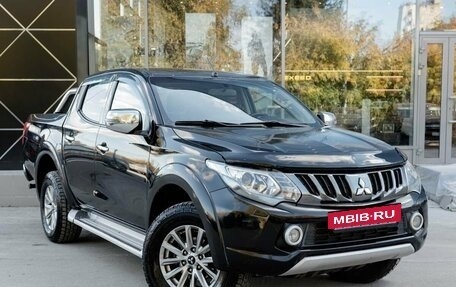 Mitsubishi L200 IV рестайлинг, 2017 год, 2 900 000 рублей, 7 фотография