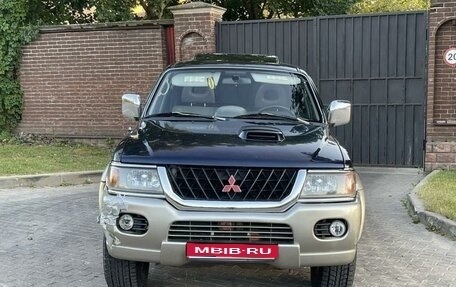 Mitsubishi Pajero Sport II рестайлинг, 2003 год, 690 000 рублей, 1 фотография