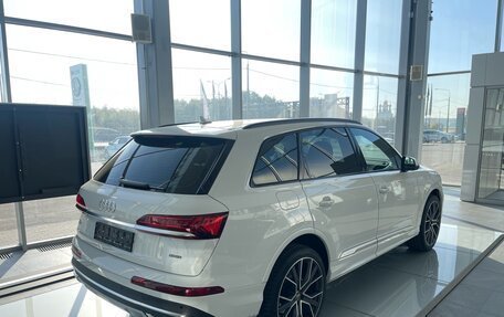 Audi Q7, 2023 год, 13 500 000 рублей, 4 фотография