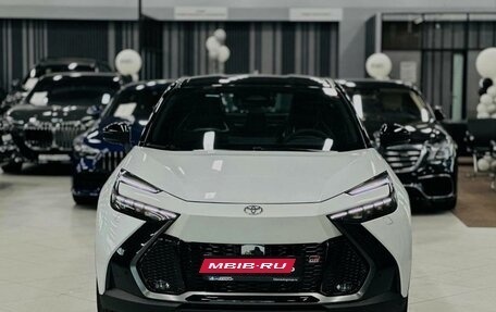 Toyota C-HR, 2024 год, 5 700 000 рублей, 5 фотография