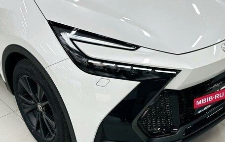 Toyota C-HR, 2024 год, 5 700 000 рублей, 7 фотография