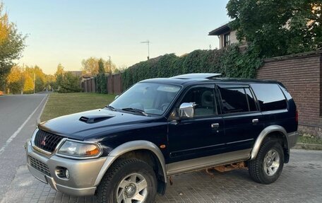 Mitsubishi Pajero Sport II рестайлинг, 2003 год, 690 000 рублей, 3 фотография