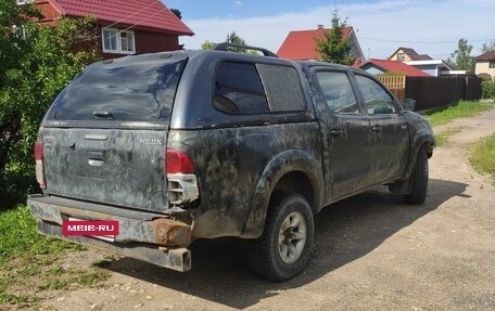 Toyota Hilux VII, 2013 год, 1 100 000 рублей, 2 фотография