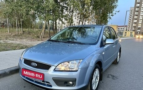 Ford Focus II рестайлинг, 2005 год, 799 000 рублей, 2 фотография