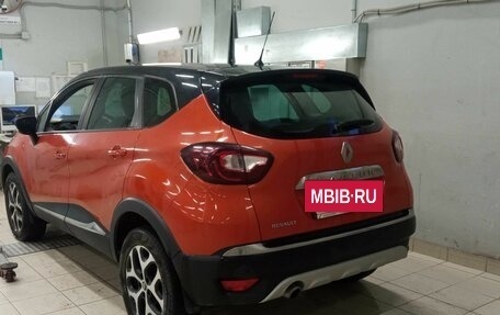 Renault Kaptur I рестайлинг, 2017 год, 1 296 000 рублей, 4 фотография