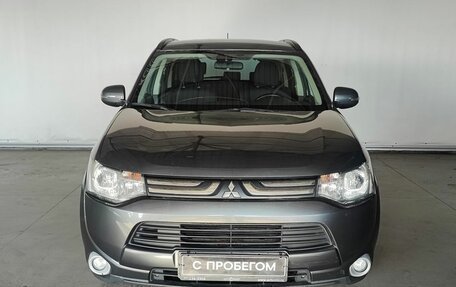 Mitsubishi Outlander III рестайлинг 3, 2013 год, 1 575 000 рублей, 2 фотография