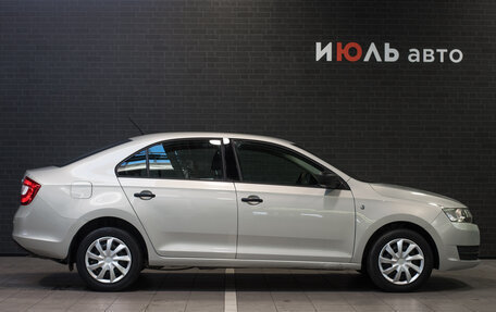 Skoda Rapid I, 2015 год, 895 000 рублей, 6 фотография