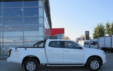 Isuzu D-Max, 2024 год, 4 400 000 рублей, 8 фотография