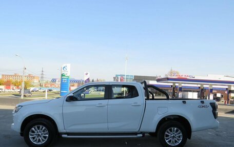 Isuzu D-Max, 2024 год, 4 400 000 рублей, 4 фотография