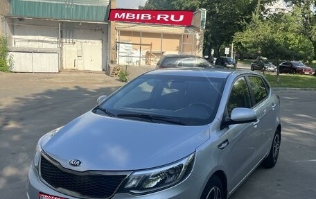 KIA Rio III рестайлинг, 2015 год, 1 290 000 рублей, 2 фотография