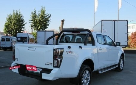 Isuzu D-Max, 2024 год, 4 400 000 рублей, 7 фотография