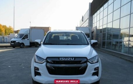 Isuzu D-Max, 2024 год, 4 400 000 рублей, 2 фотография