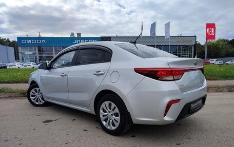 KIA Rio IV, 2018 год, 1 349 000 рублей, 6 фотография