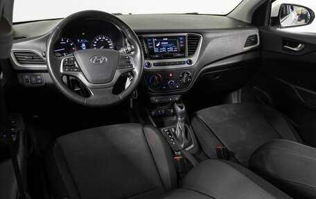 Hyundai Solaris II рестайлинг, 2018 год, 1 450 000 рублей, 23 фотография