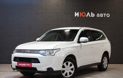 Mitsubishi Outlander III рестайлинг 3, 2013 год, 1 299 000 рублей, 1 фотография