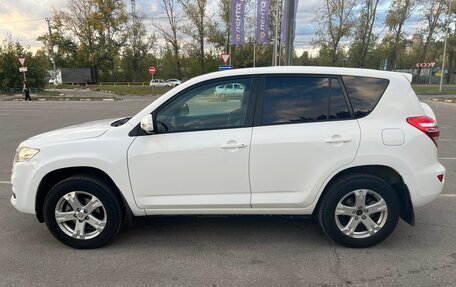 Toyota RAV4, 2011 год, 1 670 000 рублей, 4 фотография