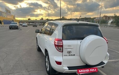 Toyota RAV4, 2011 год, 1 670 000 рублей, 6 фотография