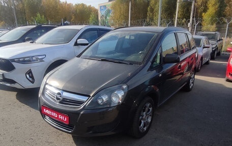 Opel Zafira B, 2012 год, 827 000 рублей, 1 фотография